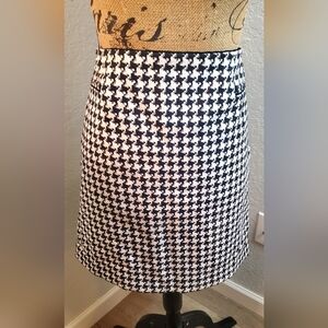 White House Black Market Houndstooth Mini Skirt